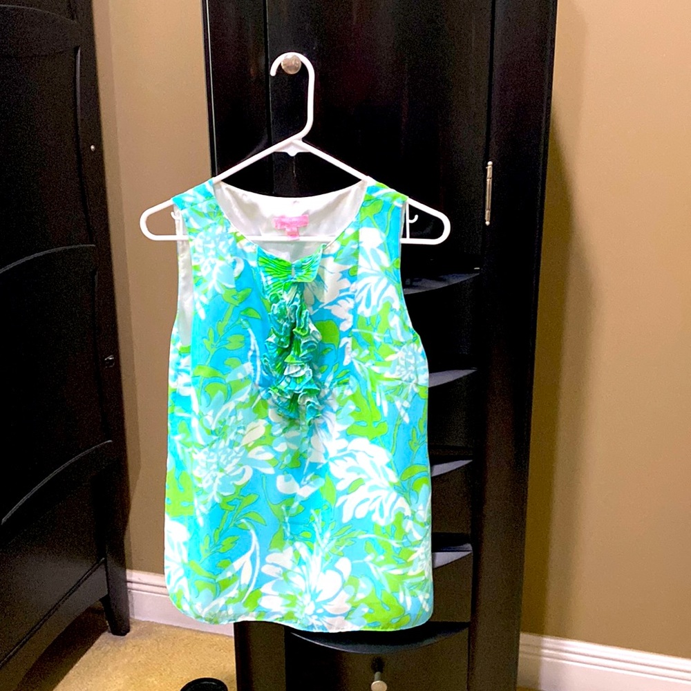 Lily Pulitzer shirt size 4